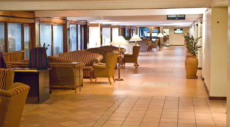 Sunbird Lilongwe Hotel Екстериор снимка