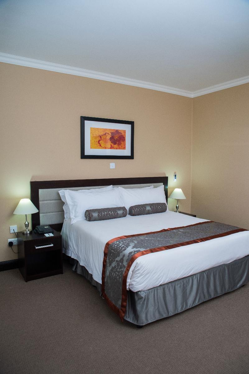 Sunbird Lilongwe Hotel Екстериор снимка