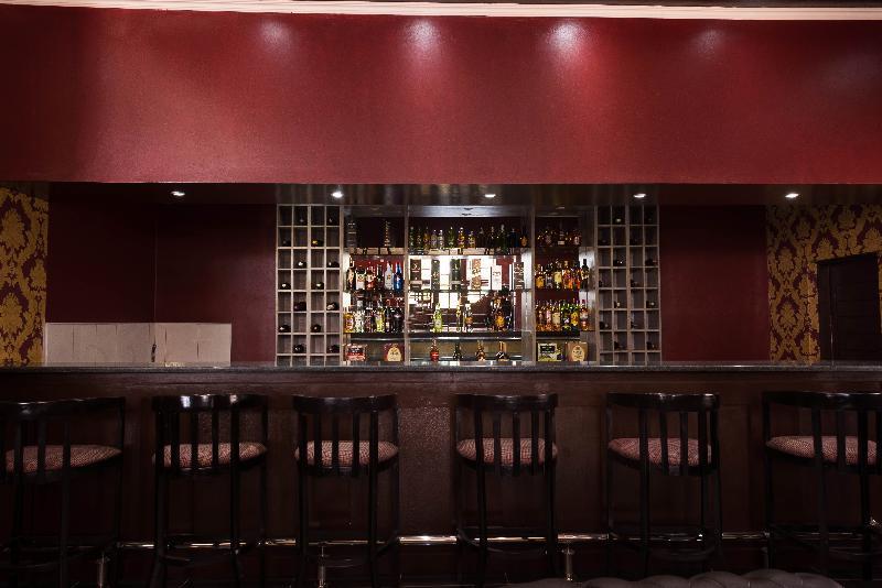 Sunbird Lilongwe Hotel Екстериор снимка
