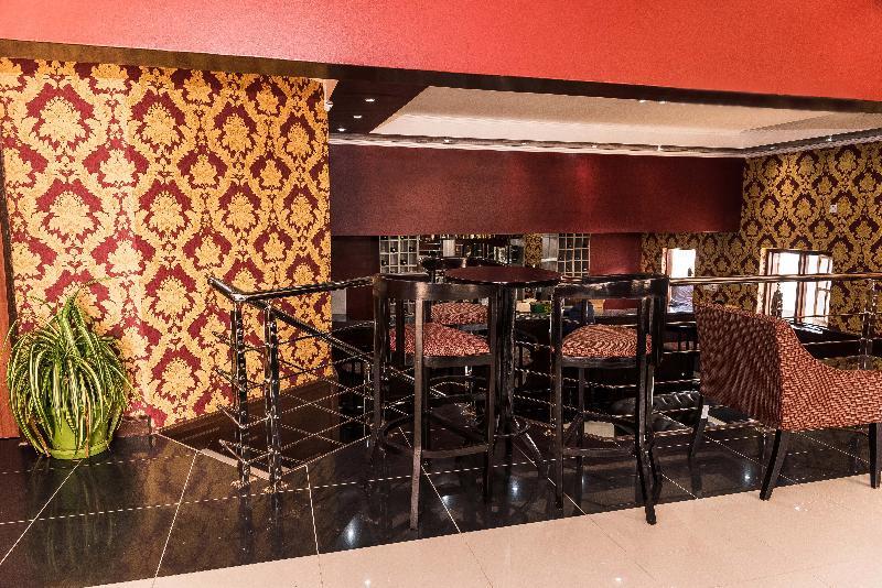 Sunbird Lilongwe Hotel Екстериор снимка