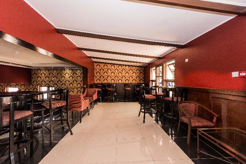 Sunbird Lilongwe Hotel Екстериор снимка