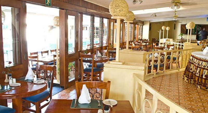 Sunbird Lilongwe Hotel Екстериор снимка