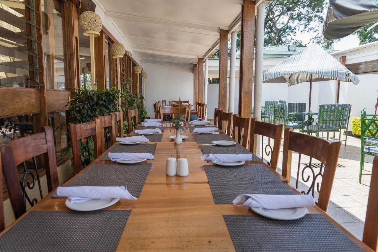Sunbird Lilongwe Hotel Екстериор снимка