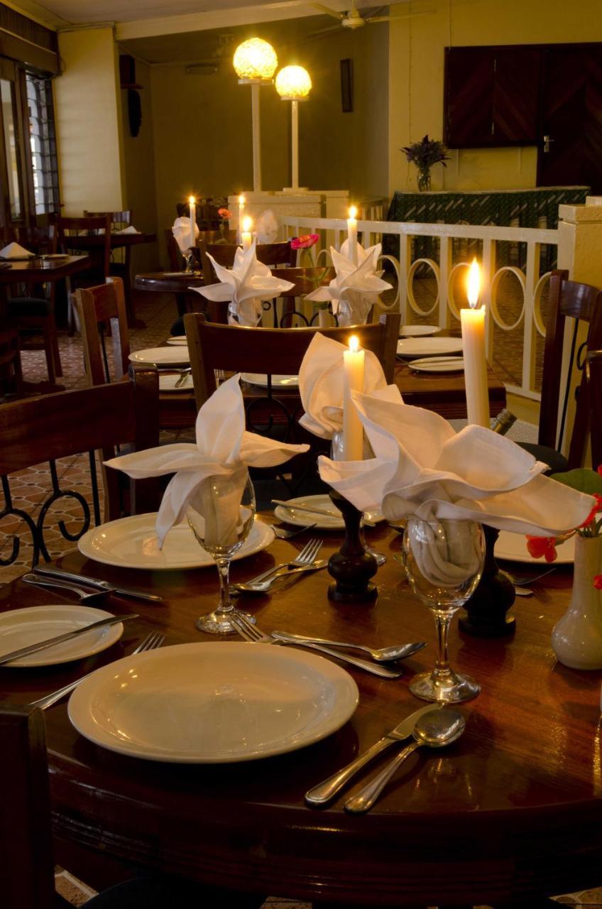 Sunbird Lilongwe Hotel Екстериор снимка